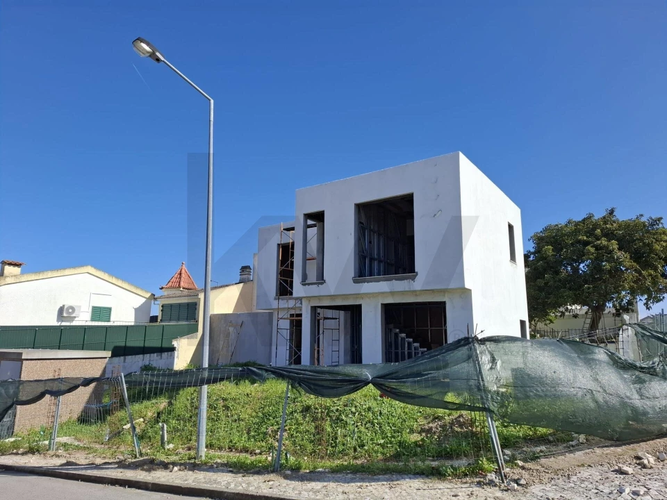Terreno para Venda em Caparica e Trafaria Foto 1