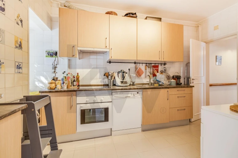 Moradia T3 para Arrendamento em Santo António Foto 35