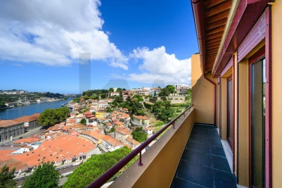 Apartamento T3 para Venda em Cedofeita, Santo Ildefonso, Sé, Miragaia, São Nicolau e Vitória