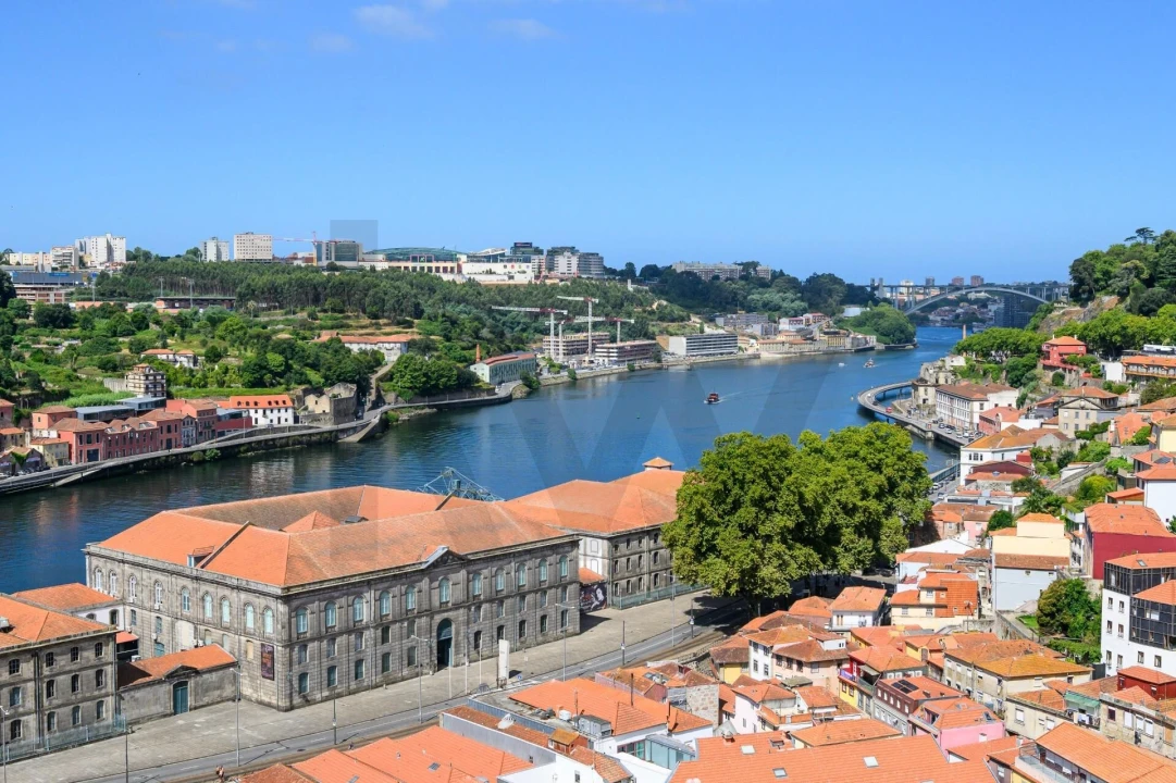Apartamento T3 para Venda em Cedofeita, Santo Ildefonso, Sé, Miragaia, São Nicolau e Vitória Foto 21