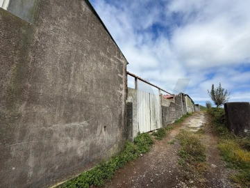 Moradia T2 para Venda em Covoada