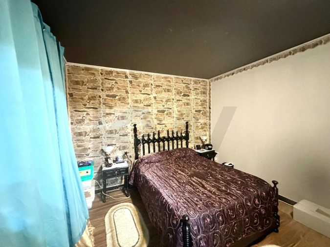 Moradia T2 para Venda em Covoada Foto 5