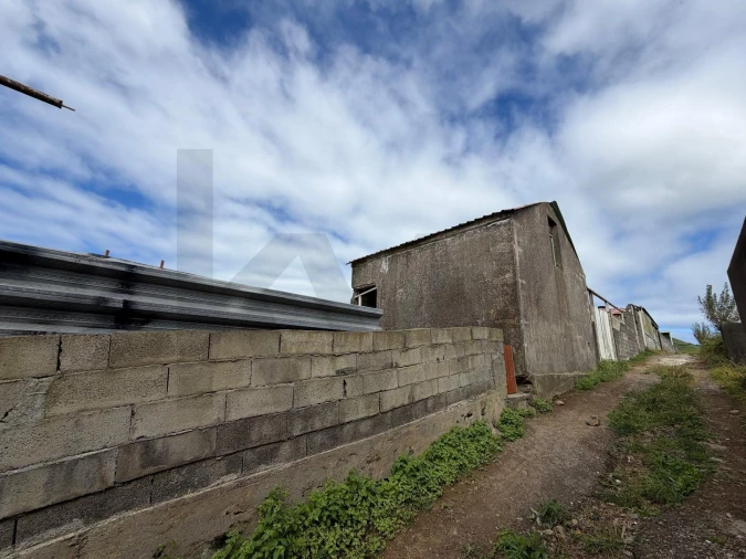 Moradia T2 para Venda em Covoada Foto 17