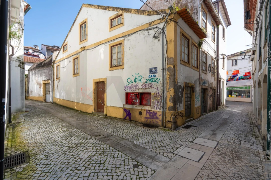 Prédio para Venda em São Martinho do Bispo e Ribeira de Frades Foto 1