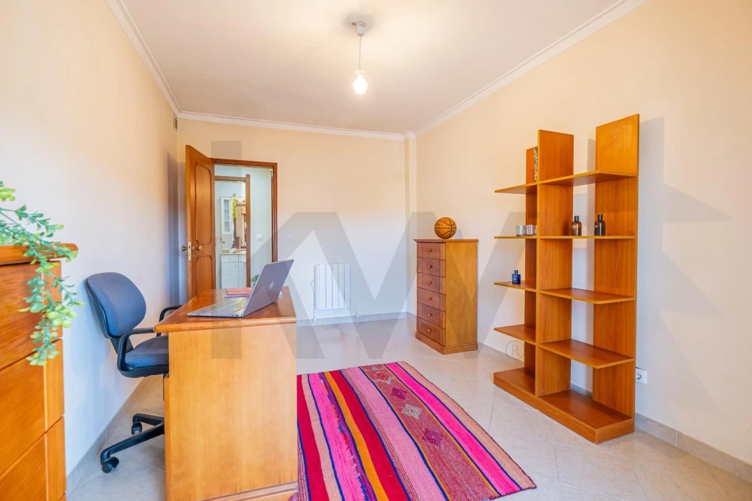 Apartamento T3 para Venda em Almada, Cova da Piedade, Pragal e Cacilhas Foto 35