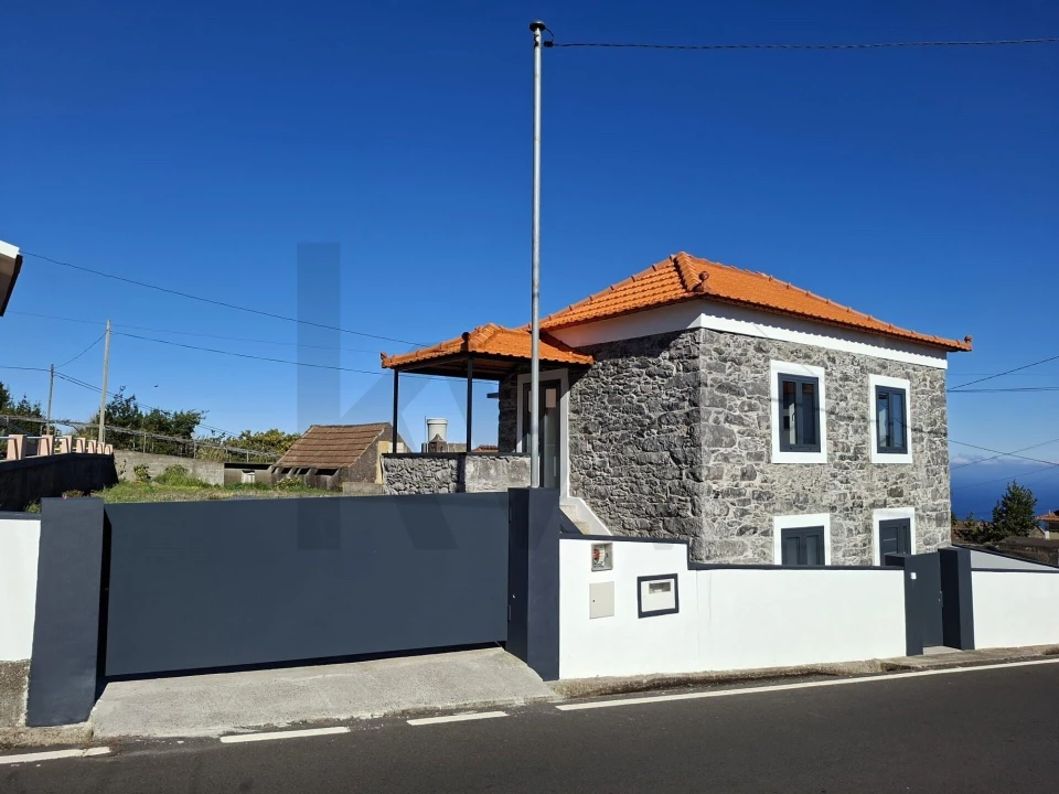 Moradia T1 para Venda em Gaula Foto 2