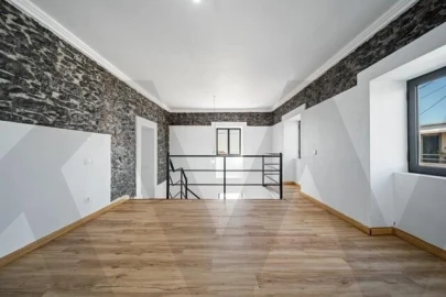 Moradia T1 para Venda em Gaula