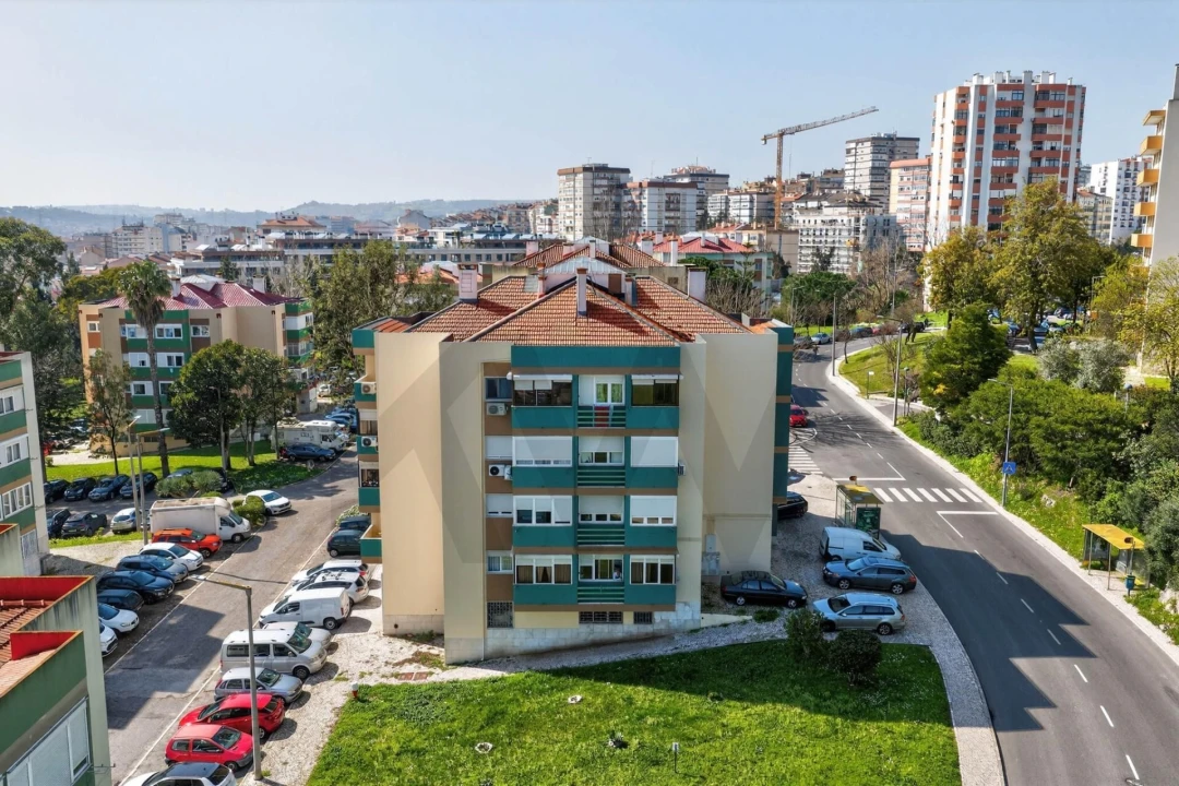 Apartamento T2 para Venda em Odivelas Foto 23