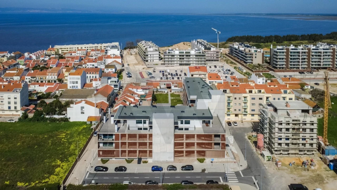 Apartamento T2 para Venda em Alcochete Foto 16