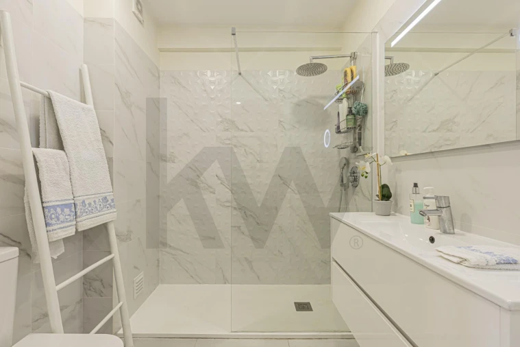 Apartamento T2 para Venda em Algés, Linda-A-Velha e Cruz Quebrada-Dafundo Foto 15