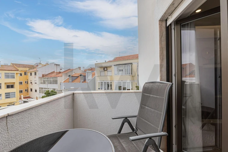 Apartamento T2 para Venda em Algés, Linda-A-Velha e Cruz Quebrada-Dafundo Foto 4