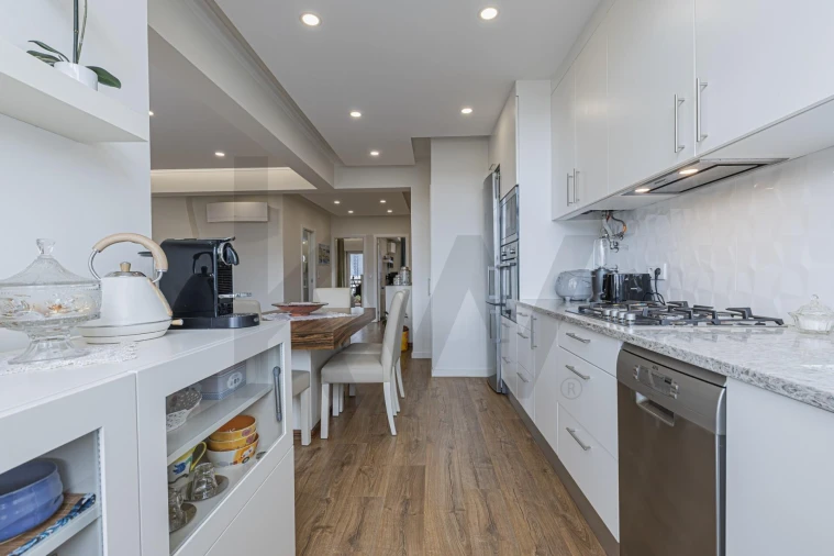 Apartamento T2 para Venda em Algés, Linda-A-Velha e Cruz Quebrada-Dafundo Foto 11