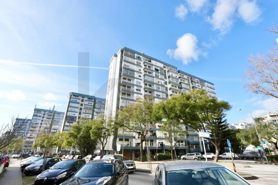 Apartamento T3 para Arrendamento em Carnaxide e Queijas Foto 22