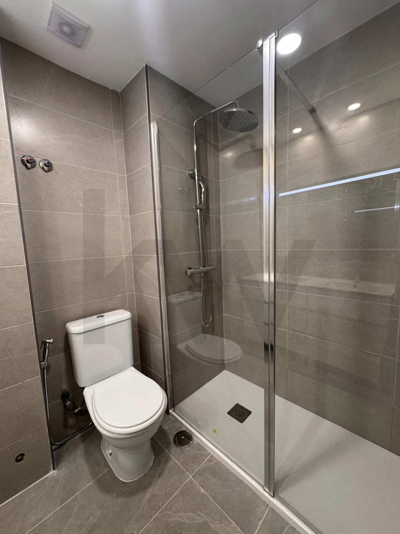 Apartamento T3 para Arrendamento em Carnaxide e Queijas Foto 12
