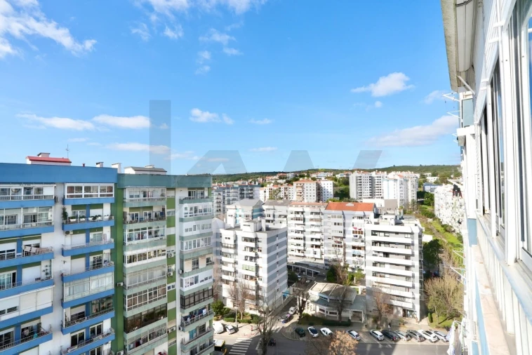 Apartamento T3 para Arrendamento em Carnaxide e Queijas Foto 10