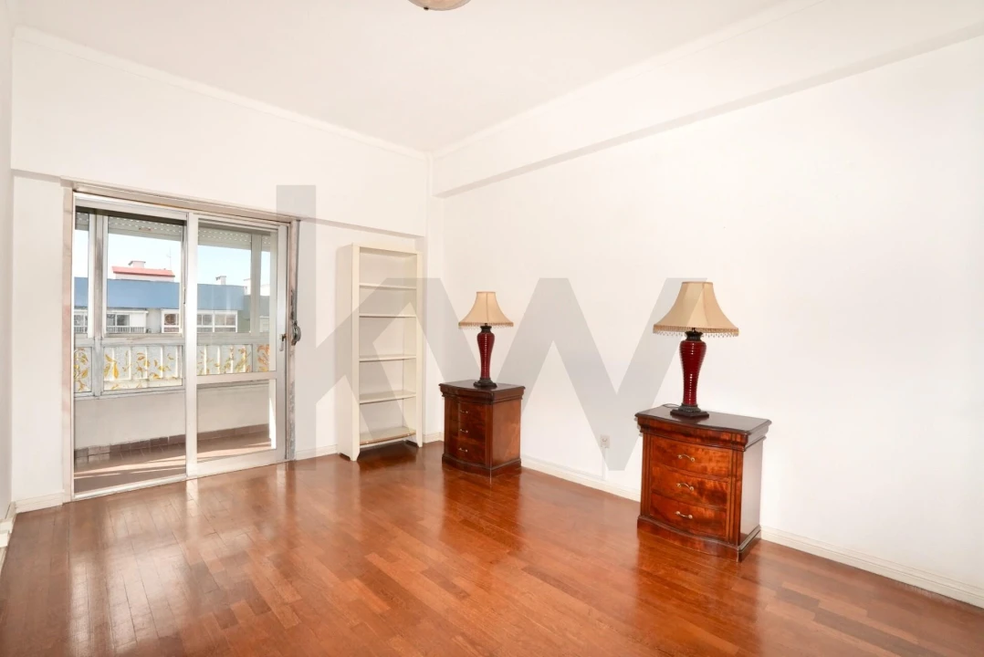 Apartamento T3 para Arrendamento em Carnaxide e Queijas Foto 19