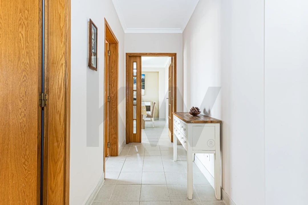 Apartamento T2 para Arrendamento em Guia Foto 11