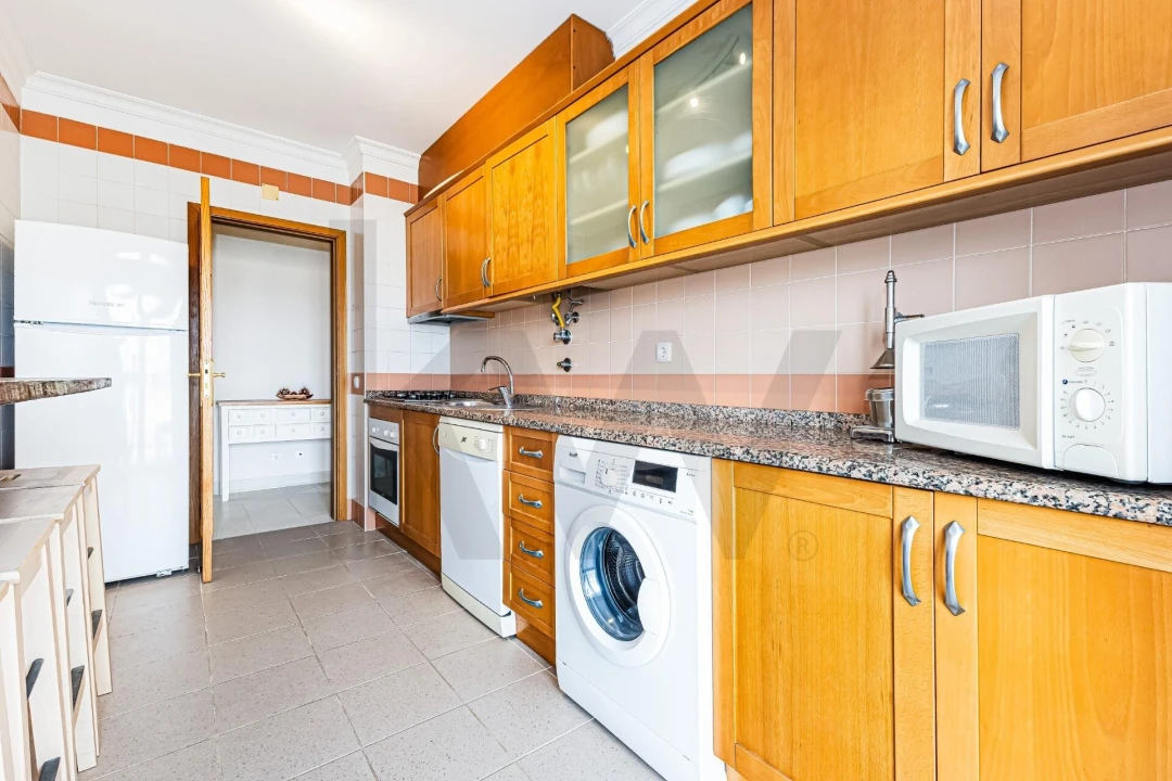 Apartamento T2 para Arrendamento em Guia Foto 17