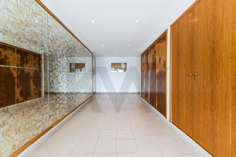 Apartamento T2 para Arrendamento em Guia Foto 3