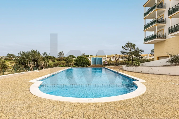 Apartamento T2 para Arrendamento em Guia Foto 24