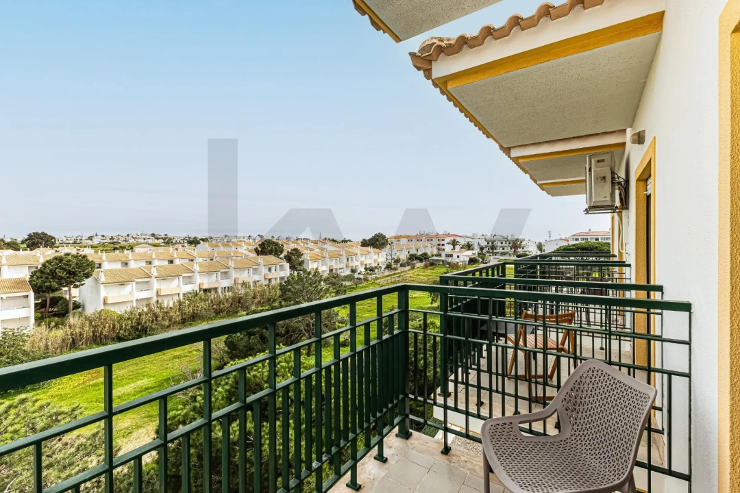 Apartamento T2 para Arrendamento em Guia Foto 9