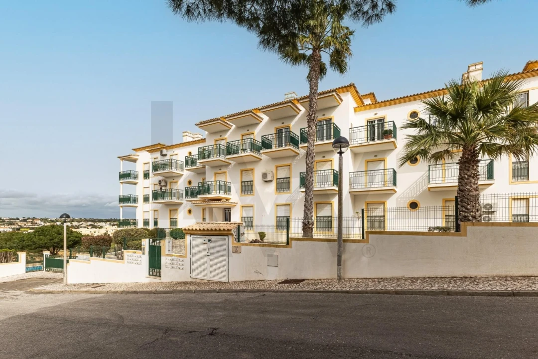 Apartamento T2 para Arrendamento em Guia Foto 1