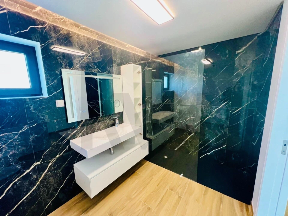 Moradia T3 para Venda em Santo Isidoro Foto 39