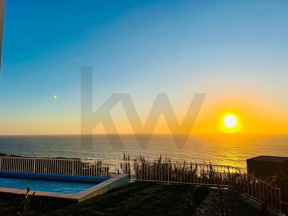 Moradia T3 para Venda em Santo Isidoro Foto 40