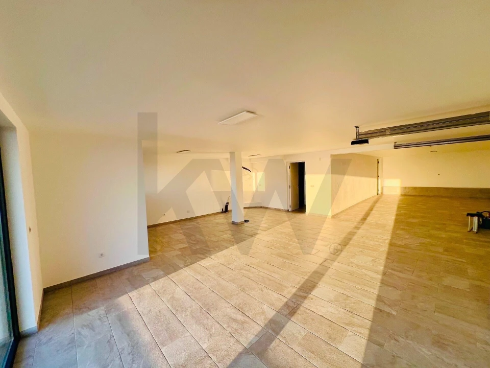 Moradia T3 para Venda em Santo Isidoro Foto 48