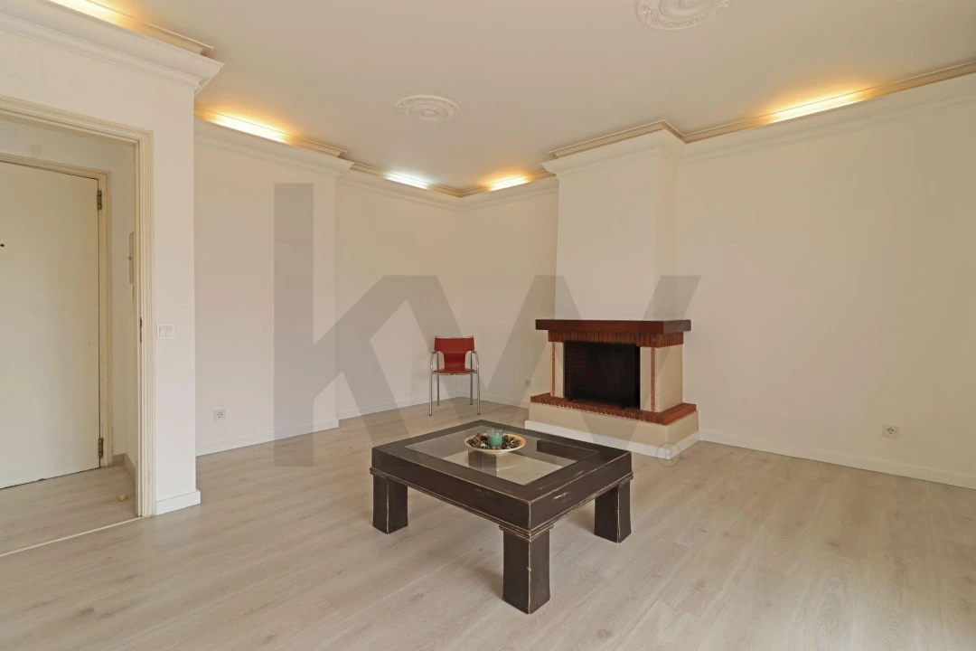 Apartamento T2 para Venda em Faro (Sé e São Pedro) Foto 24