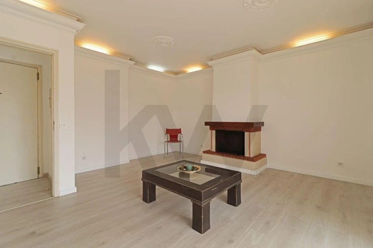 Apartamento T2 para Venda em Faro (Sé e São Pedro) Foto 24