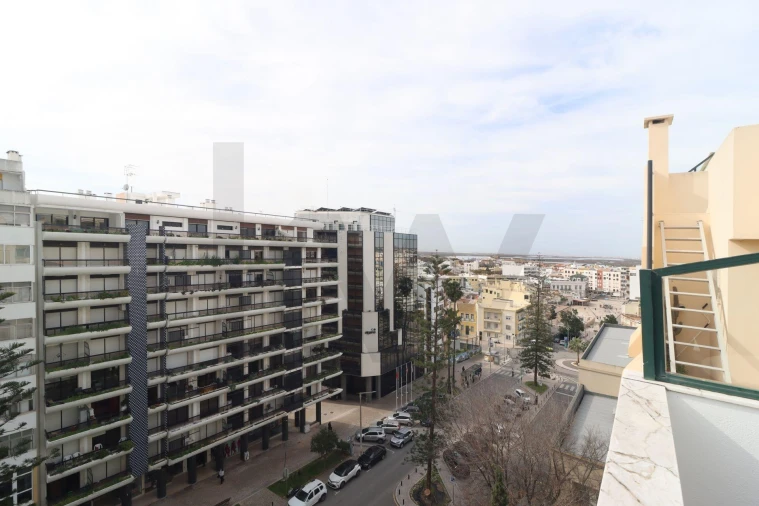 Apartamento T2 para Venda em Faro (Sé e São Pedro) Foto 15