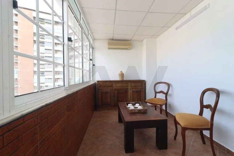 Apartamento T2 para Venda em Faro (Sé e São Pedro) Foto 37