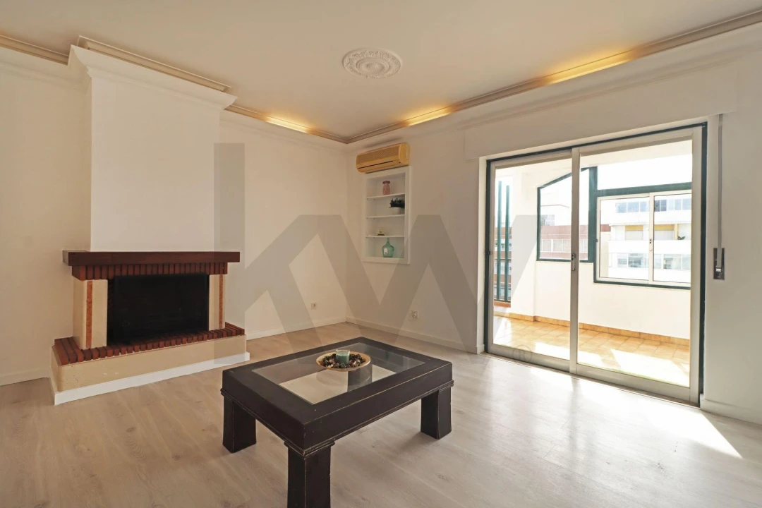 Apartamento T2 para Venda em Faro (Sé e São Pedro) Foto 21