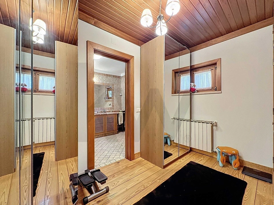 Moradia T4 para Venda em Santo Estêvão Foto 60