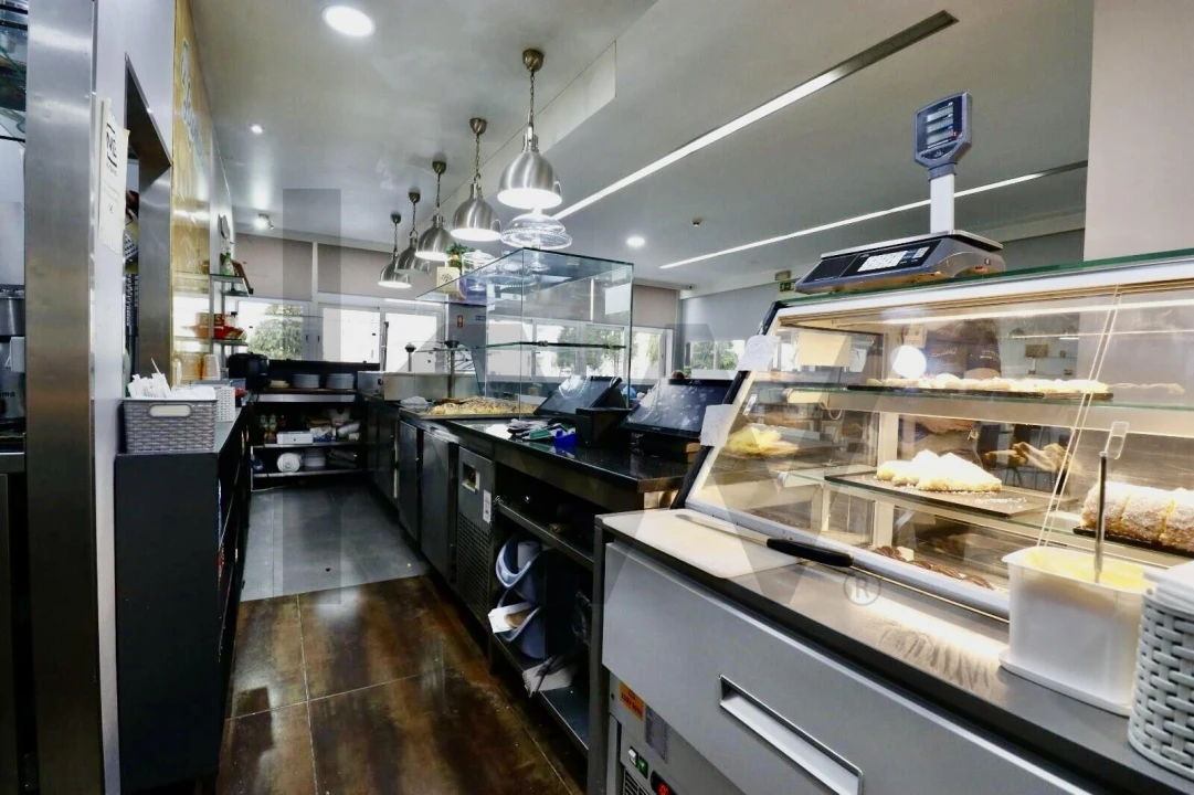 Negócio para Trespasse em São João da Madeira Foto 6