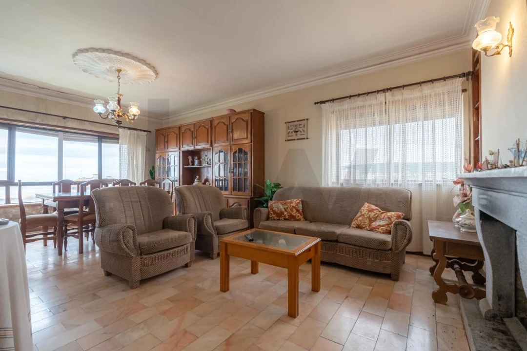 Apartamento T3 para Venda em Buarcos Foto 1