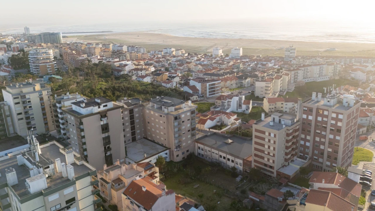 Apartamento T3 para Venda em Buarcos Foto 34