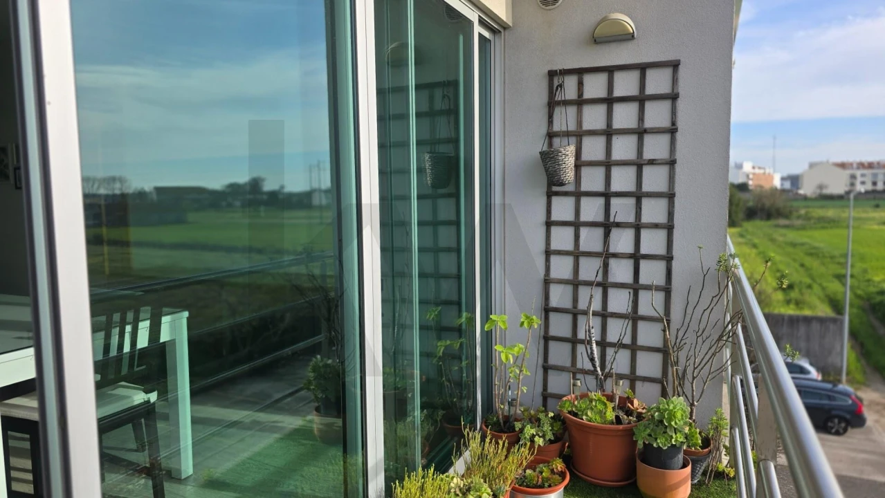 Apartamento T2 para Arrendamento em São Bernardo Foto 12