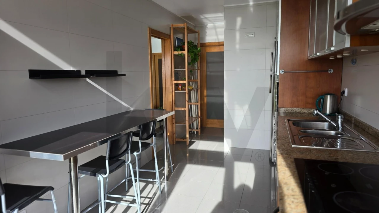 Apartamento T2 para Arrendamento em São Bernardo Foto 15