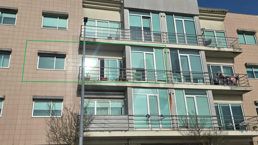 Apartamento T2 para Arrendamento em São Bernardo Foto 2