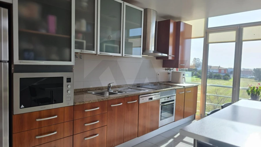 Apartamento T2 para Arrendamento em São Bernardo Foto 14