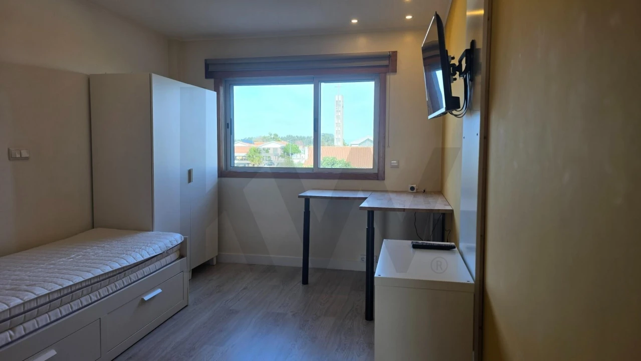 Apartamento T2 para Arrendamento em São Bernardo Foto 18