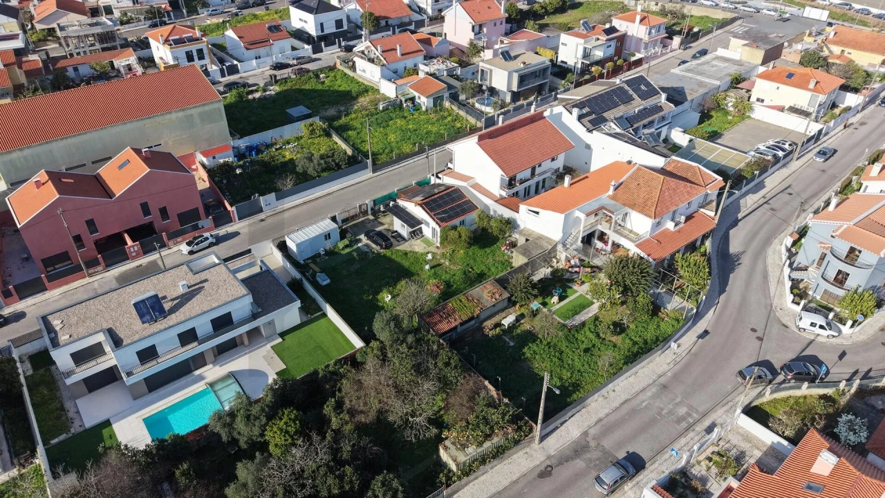 Terreno para Venda em São Domingos de Rana Foto 6