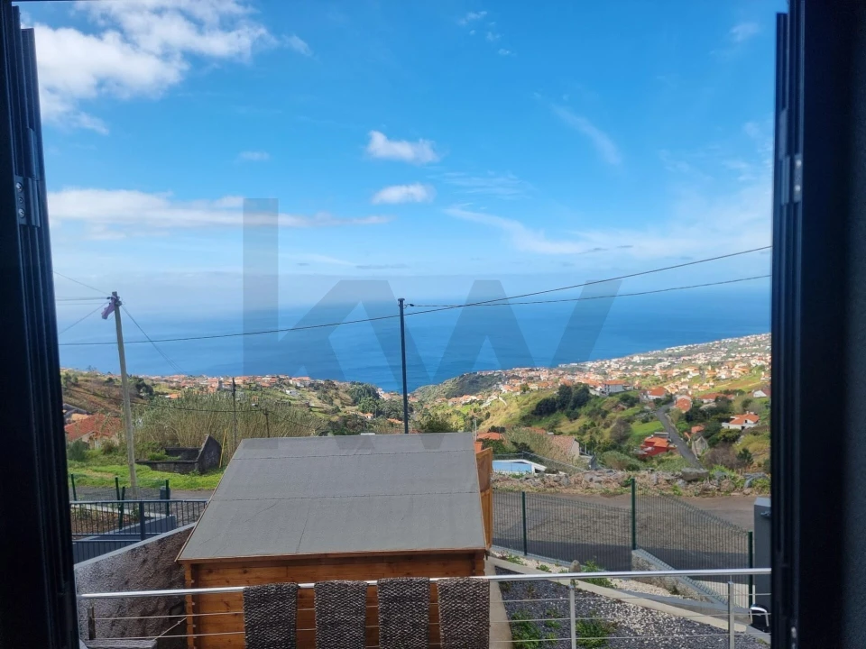 Moradia T1 para Venda em Arco da Calheta Foto 14