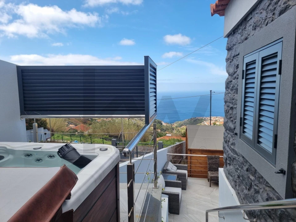 Moradia T1 para Venda em Arco da Calheta Foto 5