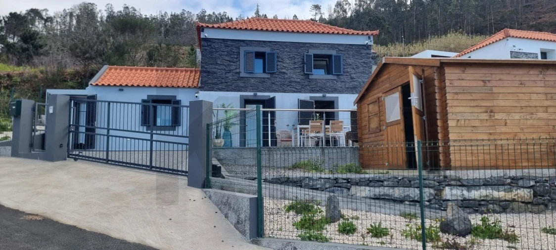 Moradia T1 para Venda em Arco da Calheta Foto 17