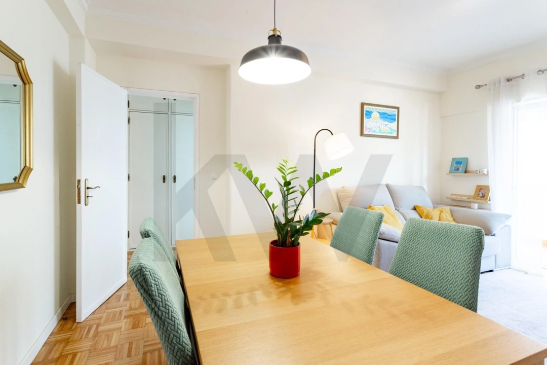 Apartamento T3 para Venda em Ramada e Caneças Foto 2