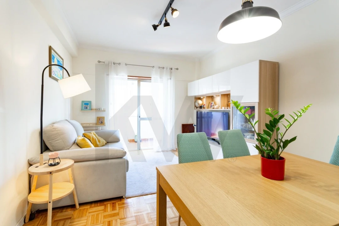 Apartamento T3 para Venda em Ramada e Caneças Foto 1