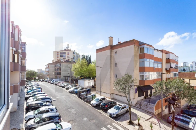 Apartamento T3 para Venda em Ramada e Caneças Foto 38